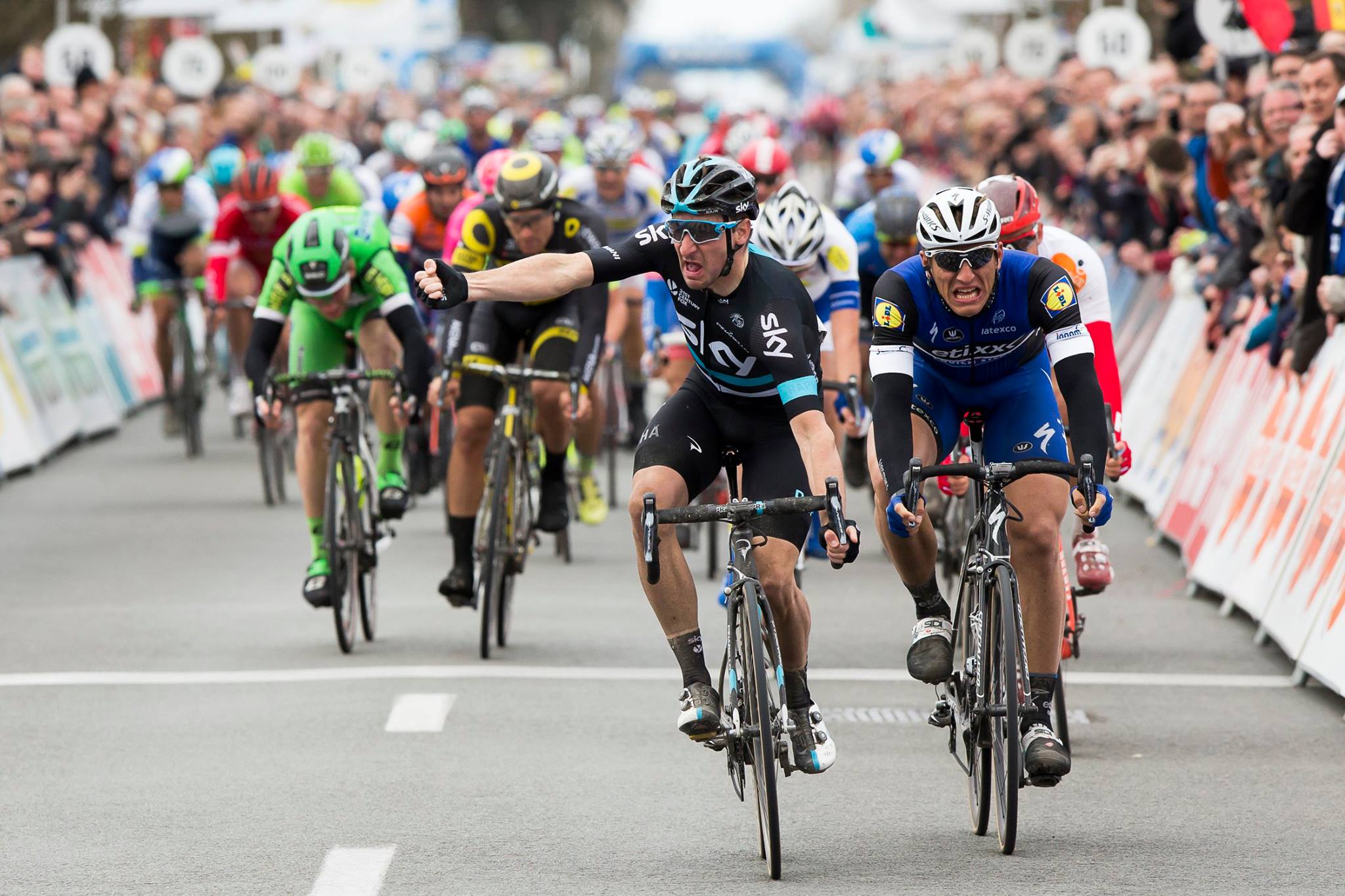 Elia Viviani - FB Team Sky - Kristof Van Accom