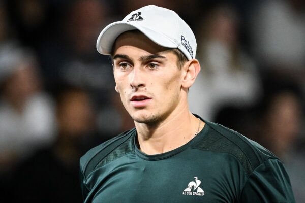 Atp Parigi Bercy Matteo Arnaldi Commette Troppi Errori E Cede In Due