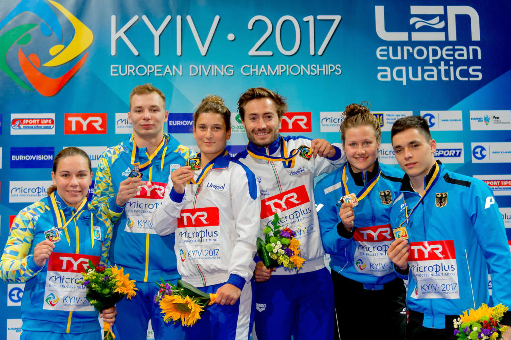 Il podio del sincro misto 3 metri agli Europei di Kiev 2017. Oro Italia, argento Ucraina, bronzo Germania. Foto da: Giorgio Scala/Deepbluemedia/Insidefoto/comunicato Len