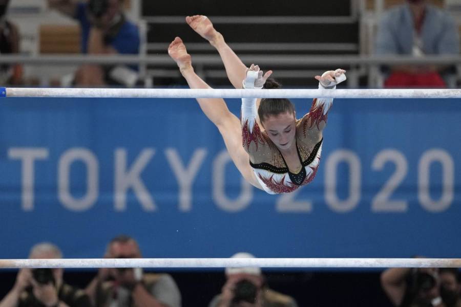 Ginnastica, Olimpiadi Tokyo: Nina Derwael, imperiale ...