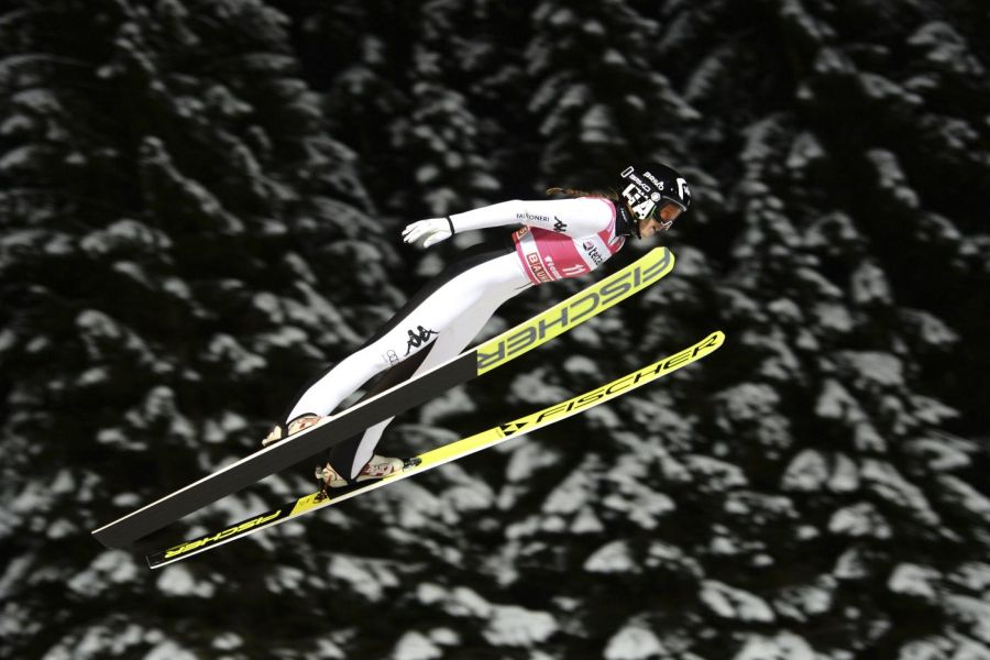 Salto con gli sci femminile, Nika Prevc trova la prima vittoria in carriera a Engelberg. Sieff si conferma in top15