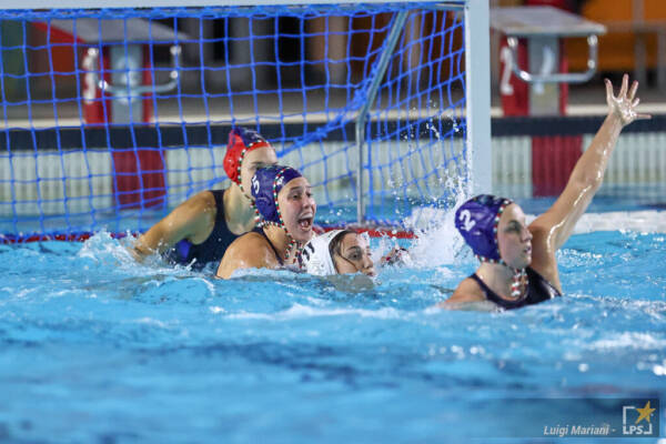 Pallanuoto Femminile, Serie A1 2023: Tania Di Mario In Acqua, L ...