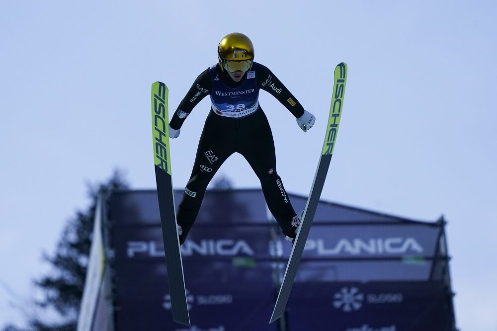 Salto con gli sci, Lara Malsiner concede il bis a Rasnov e si porta in testa alla classifica del Grand Prix