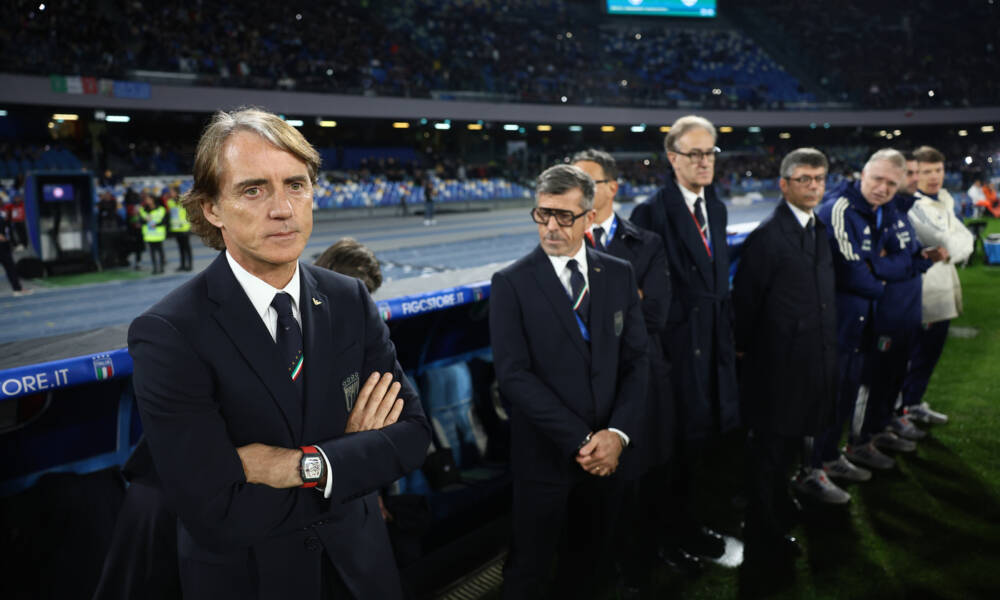 Mancini e lo staff dell'Italia