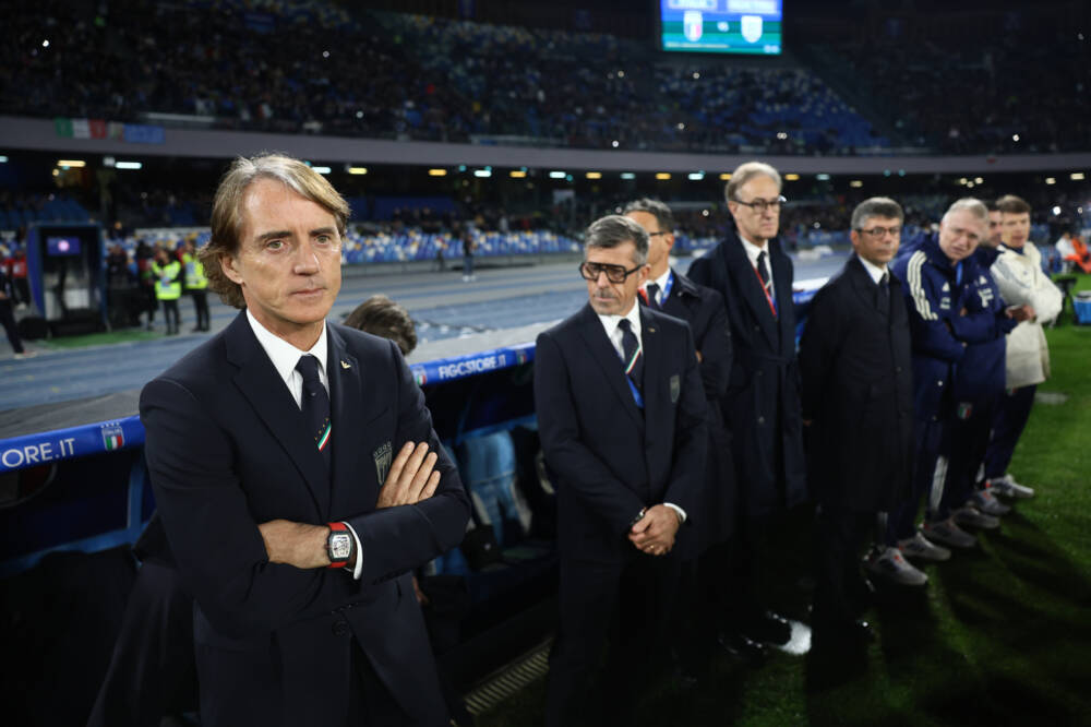 Mancini e lo staff dell'Italia