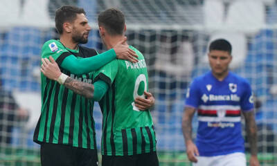 Berardi e Pinamonti contro la Sampdoria