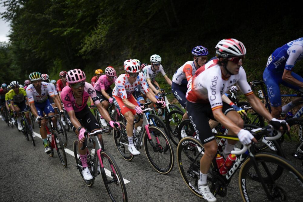 Giro Abruzzo 2024, presentato il percorso: 4 tappe impegnative, c’è l’arrivo a Prati di Tivo