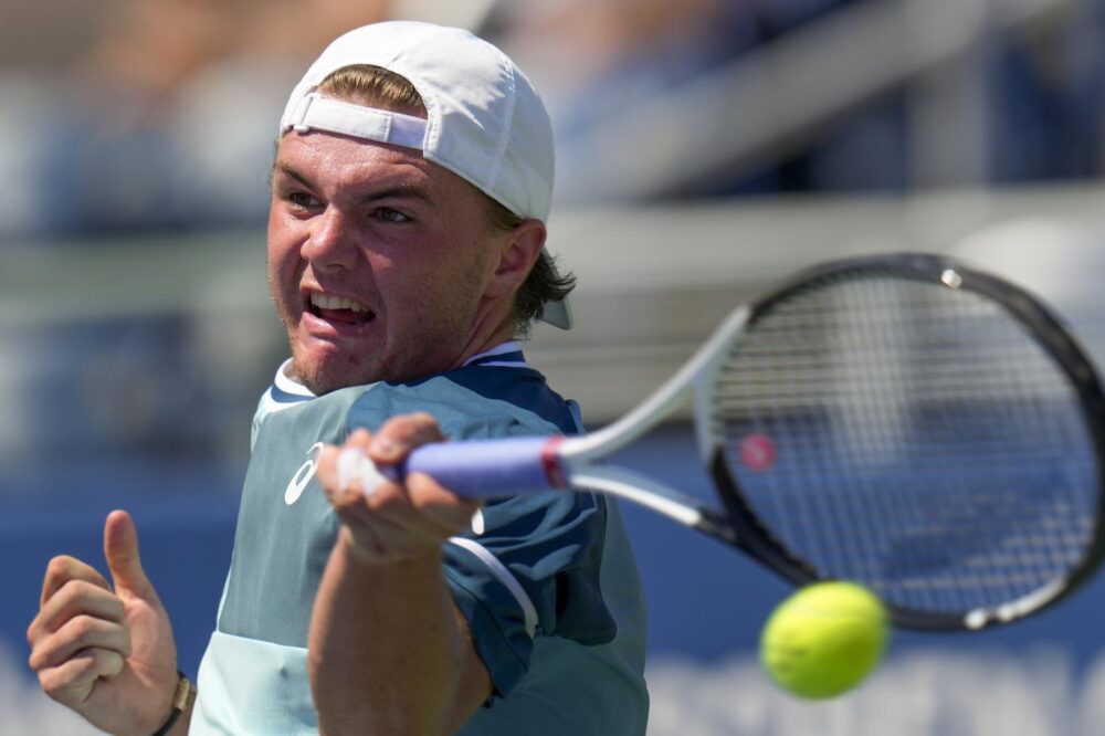 ATP Stoccolma, Stricker torna alla vittoria e troverà Berrettini, ok Griekspoor e Sonego