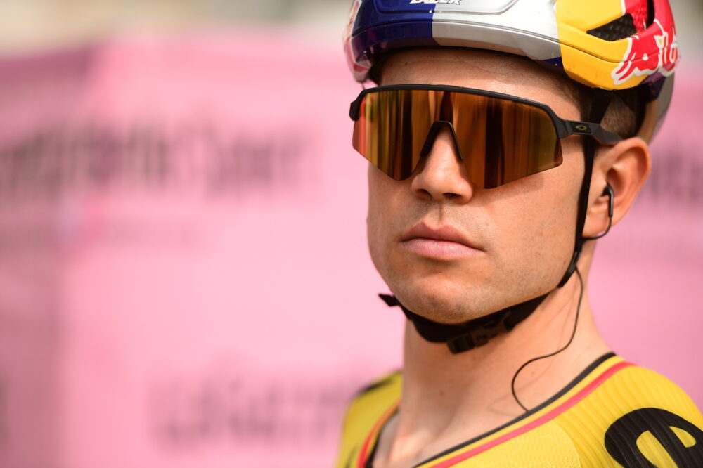 Ciclismo, la Visma | Lease a Bike emana un comunicato: “Incerta la presenza di Wout Van Aert al Giro d’Italia”