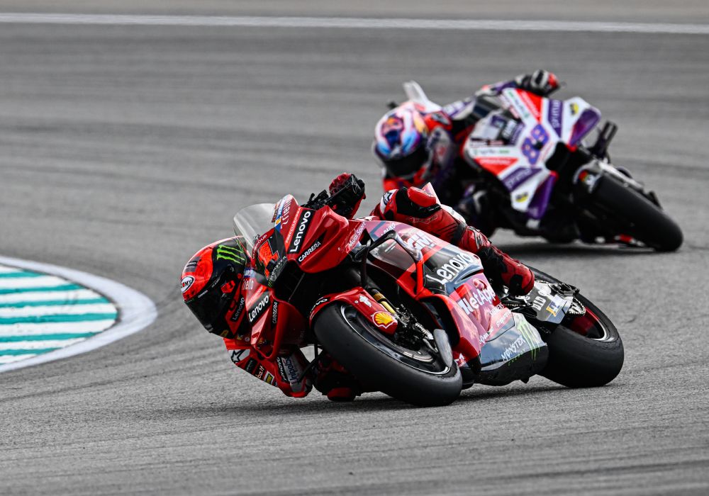 LIVE MotoGP, Test Sepang 2024 in DIRETTA: Bagnaia prova la nuova Ducati, curiosità per Marquez