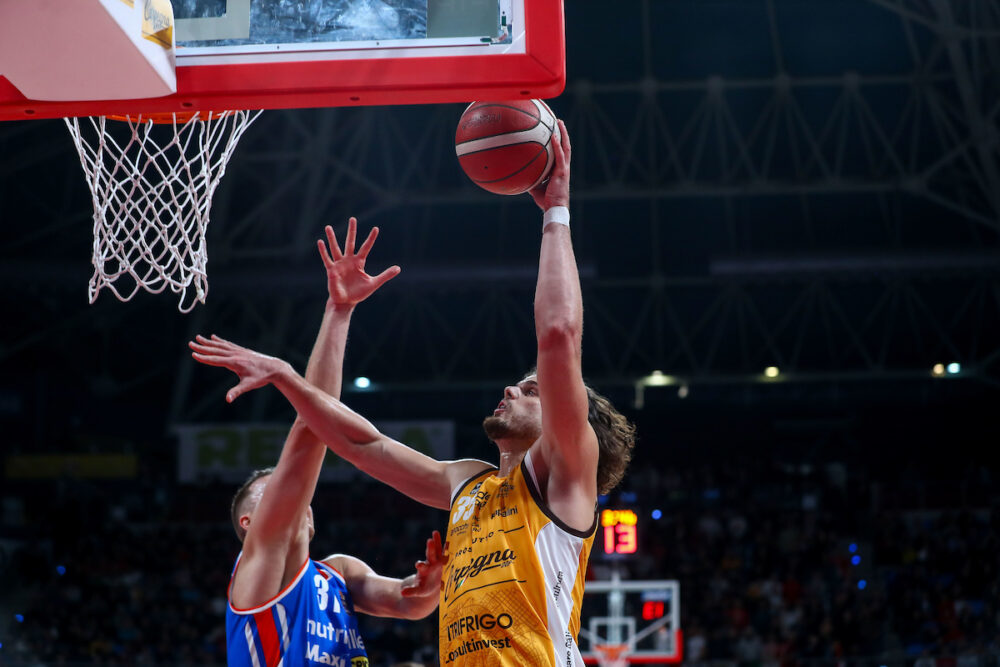 Basket, Pesaro torna alla vittoria in Serie A. Tortona piega Trento dopo un overtime
