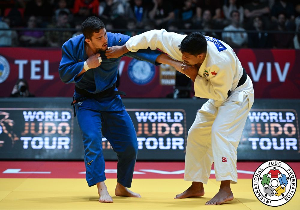 Judo, Italia vicina al podio con Pirelli e Carlino nella seconda giornata del Grand Slam Tokyo 2023
