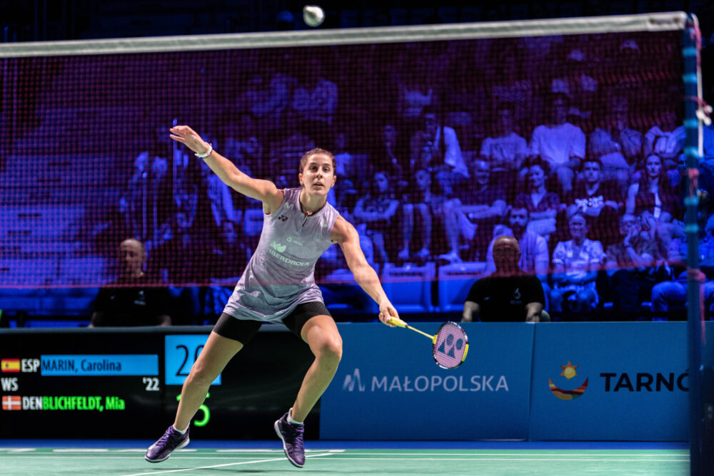 Badminton, Europei 2024: semifinali, Marin avanti, Axelsen no. Doppio misto, titolo a Gicquel/Delrue