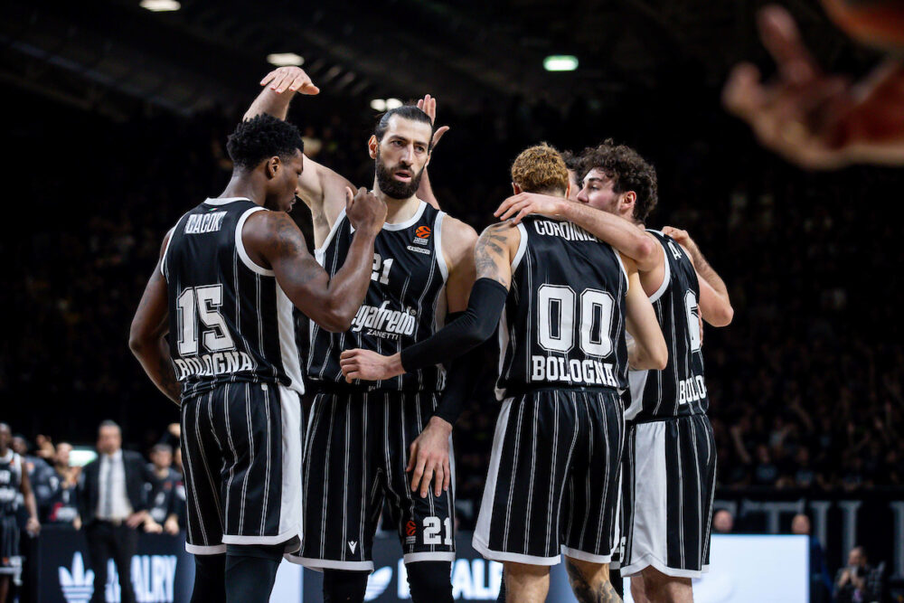 Basket, la Virtus Bologna annuncia il roster per il 2024-2025 e smentisce le voci di cessione societaria