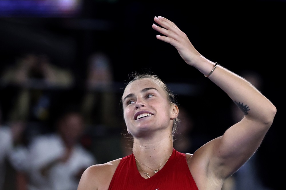 Aryna Sabalenka vince gli Australian Open dopo una finale a senso unico contro Zheng