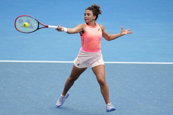 WTA Doha 2024: Jasmine Paolini Ed Emma Navarro Interrotte Dalla Pioggia ...