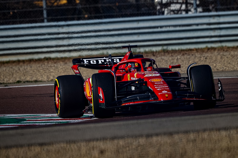 F1, Ferrari SF-24 in pista per il filming day: Leclerc e Sainz alla guida a  Fiorano