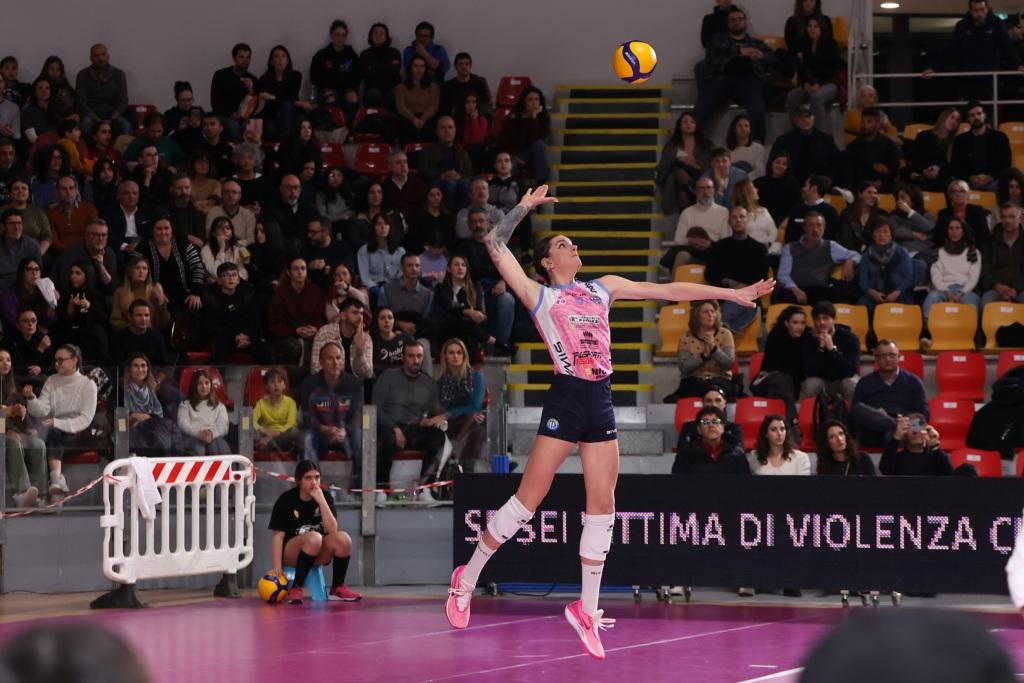Volley femminile, Scandicci riparte da Chieri dopo la delusione di Champions. Milano-Roma anticipo playoff nella 22ma di A1?