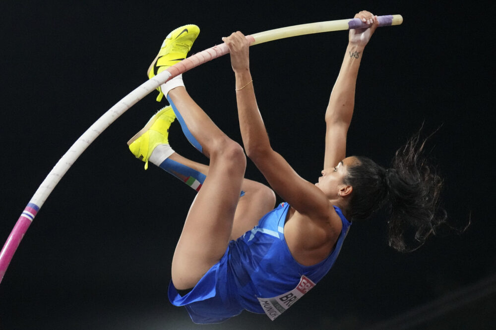 Atletica, Mondiali indoor 2024: Roberta Bruni decima nella finale del salto con l’asta vinta da Molly Caudery