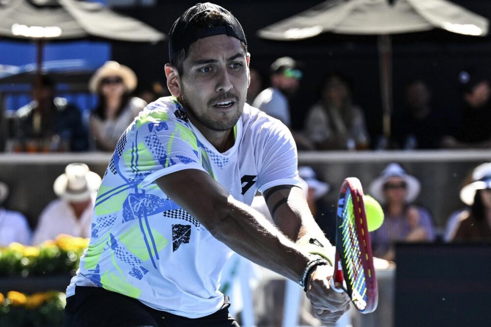 ATP Santiago, Alejandro Tabilo raggiunge Luciano Darderi nei quarti di finale. Baez si salva