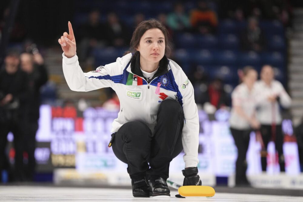 LIVE Italia-Giappone, Mondiali curling femminile 2024 in DIRETTA: ultima del round robin, in palio la semifinale!