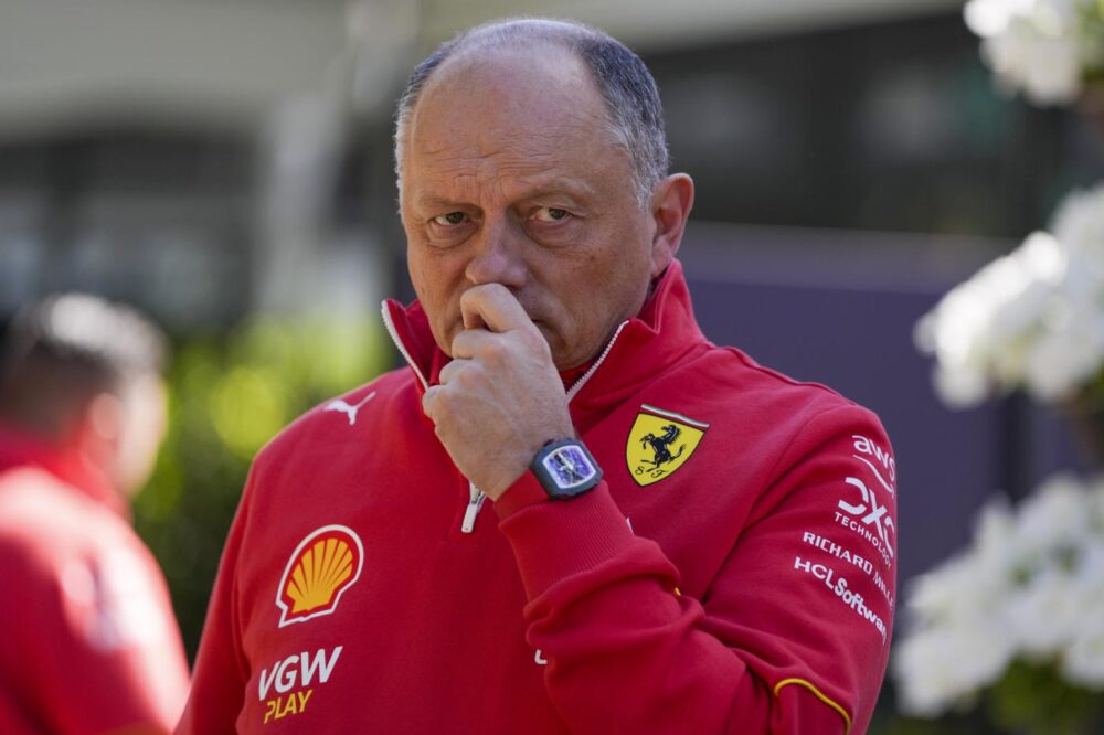 F1, Frederic Vasseur: “Ferrari opposta rispetto all’anno scorso, ci manca la qualifica. Una domanda per Horner…”