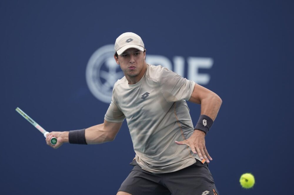 ATP Houston 2024, Luciano Darderi cede in semifinale in due set a Frances Tiafoe