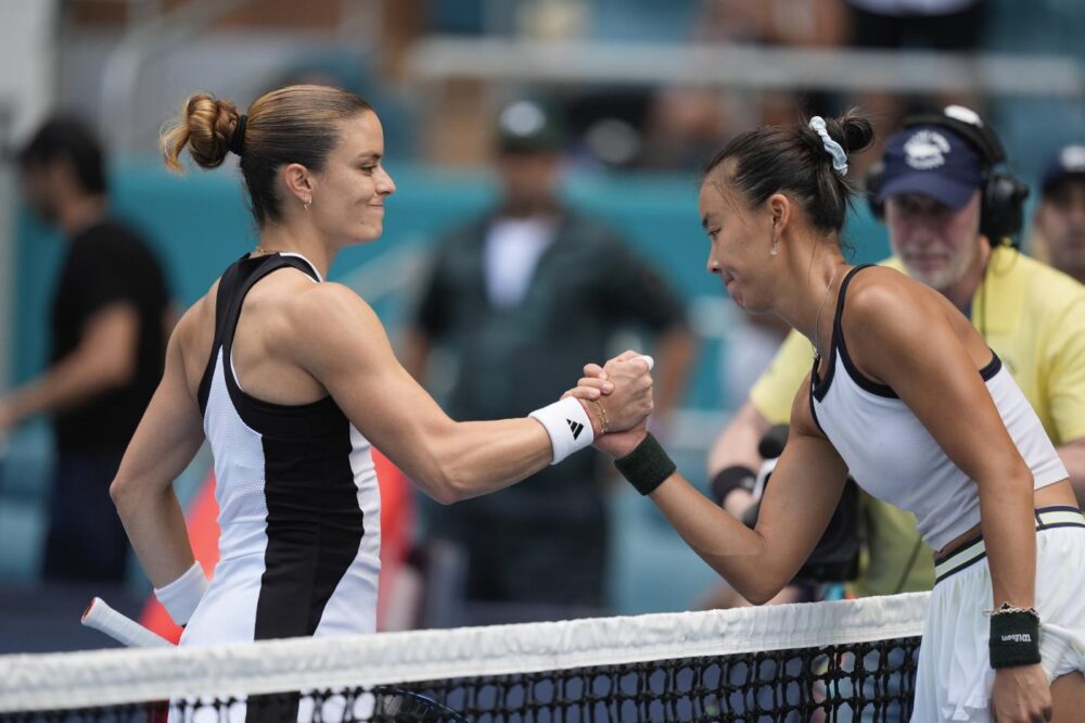 WTA Miami 2024, risultati 21 marzo: Maria Sakkari ed Elena Rybakina al terzo turno, esce Caroline Wozniacki