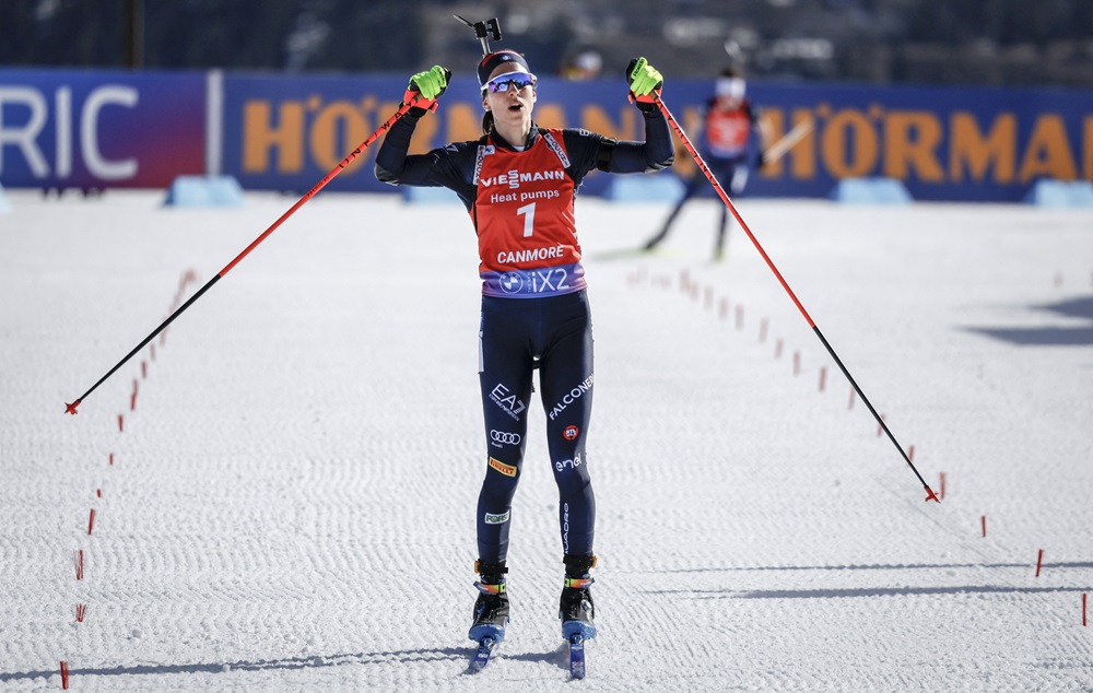 IL CERCHIO SI È CHIUSO! Lisa Vittozzi abbraccia l’immortalità sportiva e vince la Coppa del Mondo generale di biathlon!