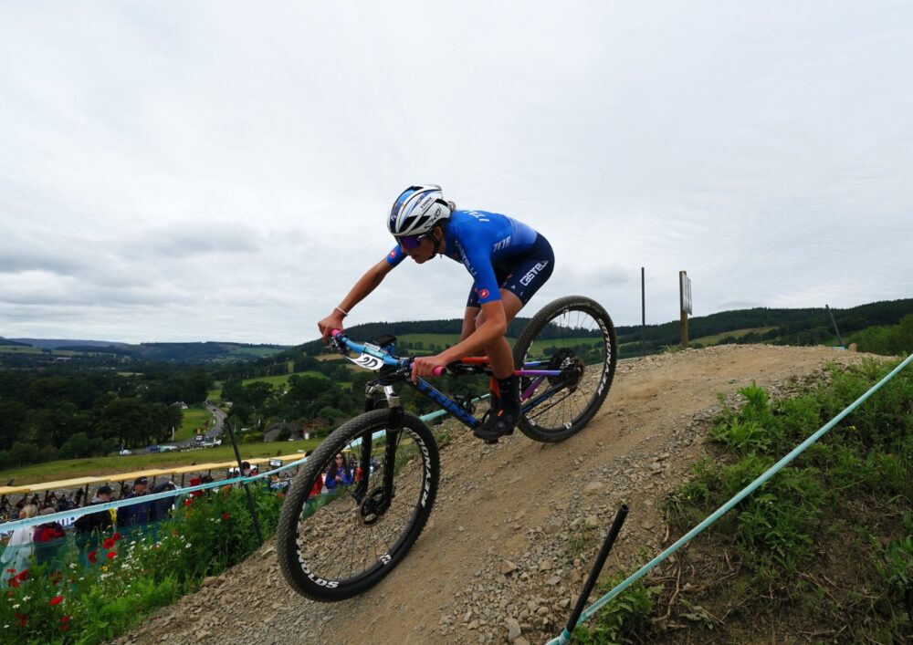 Mountain bike, Europei 2024: tra le under 23 vince Monique Halter. Sesta Valentina Corvi