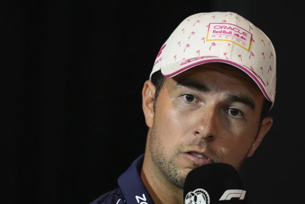 F1, Sergio Perez: “Trattativa in corso per il rinnovo in Red Bull, ma non ci penso”