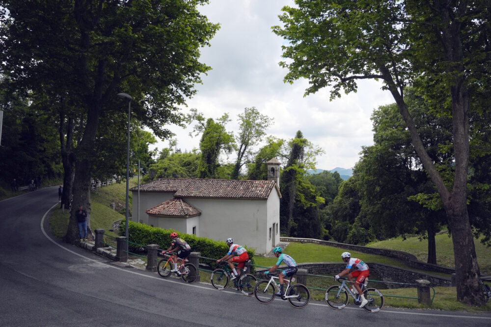 Dove passa domani la tappa Alpago-Bassano del Grappa del Giro d’Italia 2024: tutti i paesi, le città e le Regioni attraversate