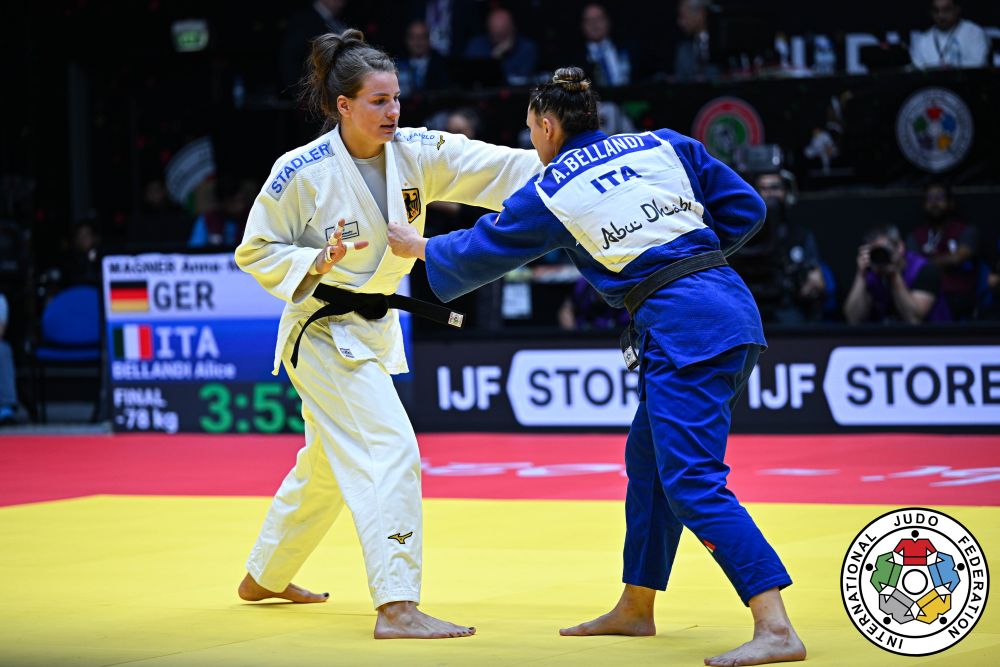 Judo, Bellandi si tinge d’argento nei -78 kg ai Mondiali: assegnati altri tre titoli nel day-4