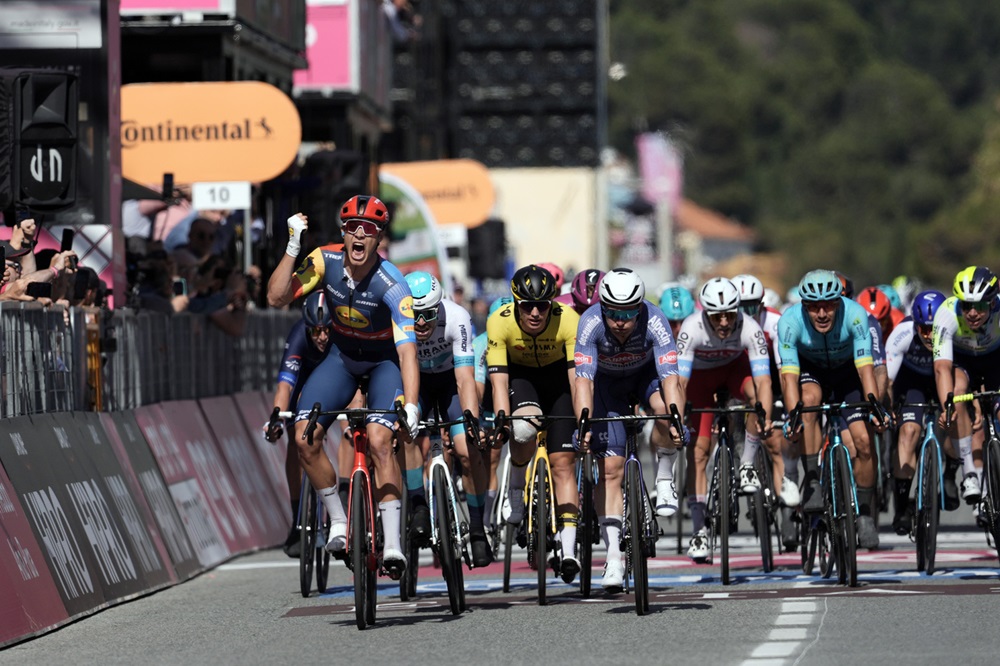 ciclismo-giro d'italia-jonathan milan-lapresse