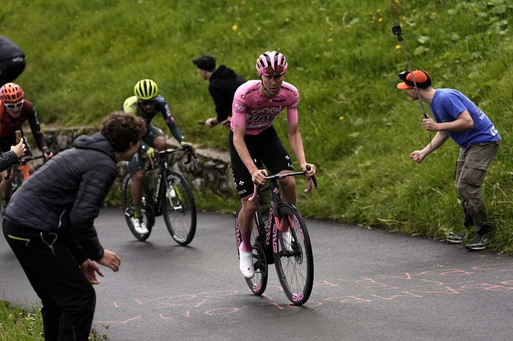 Giro d’Italia 2024, Tadej Pogacar: “Guardo alla tappa del Monte Grappa. I paesaggi in Italia sono fantastici”
