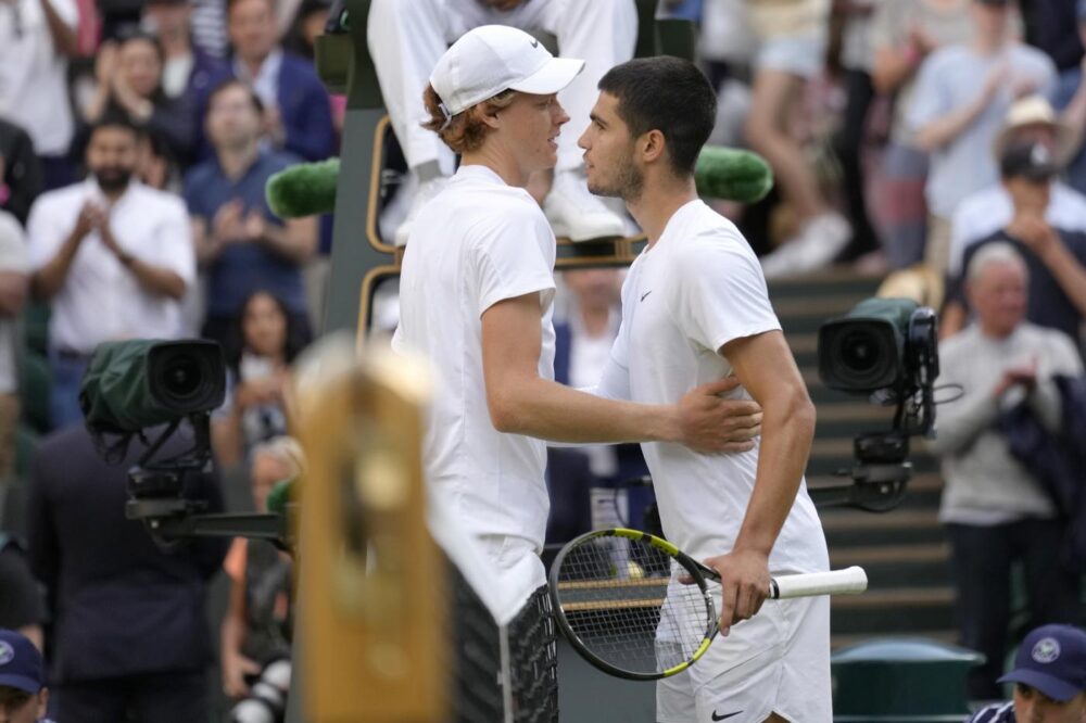 Wimbledon 2024, Sinner e Alcaraz potrebbero incontrarsi ancora in semifinale. Dipende dalla presenza di Djokovic