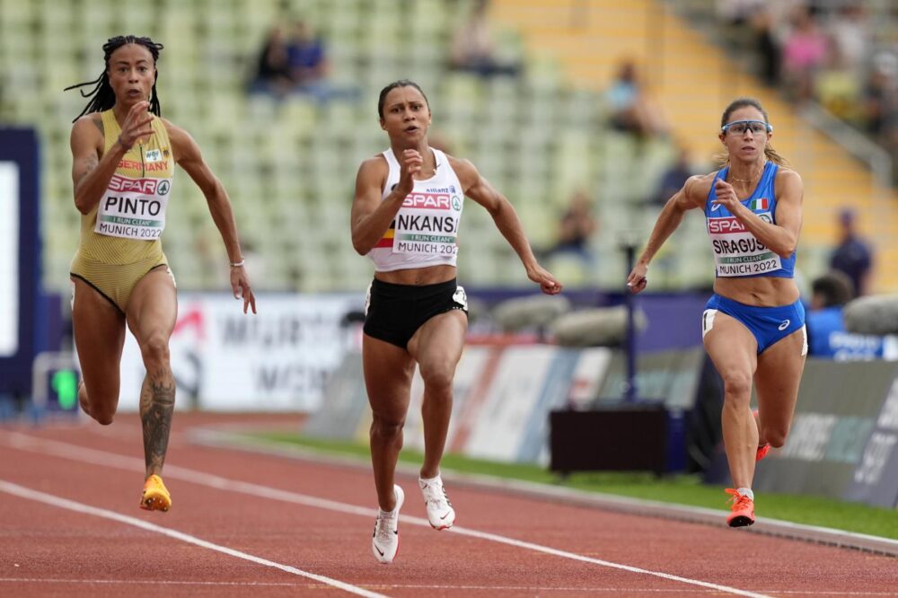Atletica, Irene Siragusa supera le batterie e raggiunge Kaddari in semifinale sui 200 agli Europei