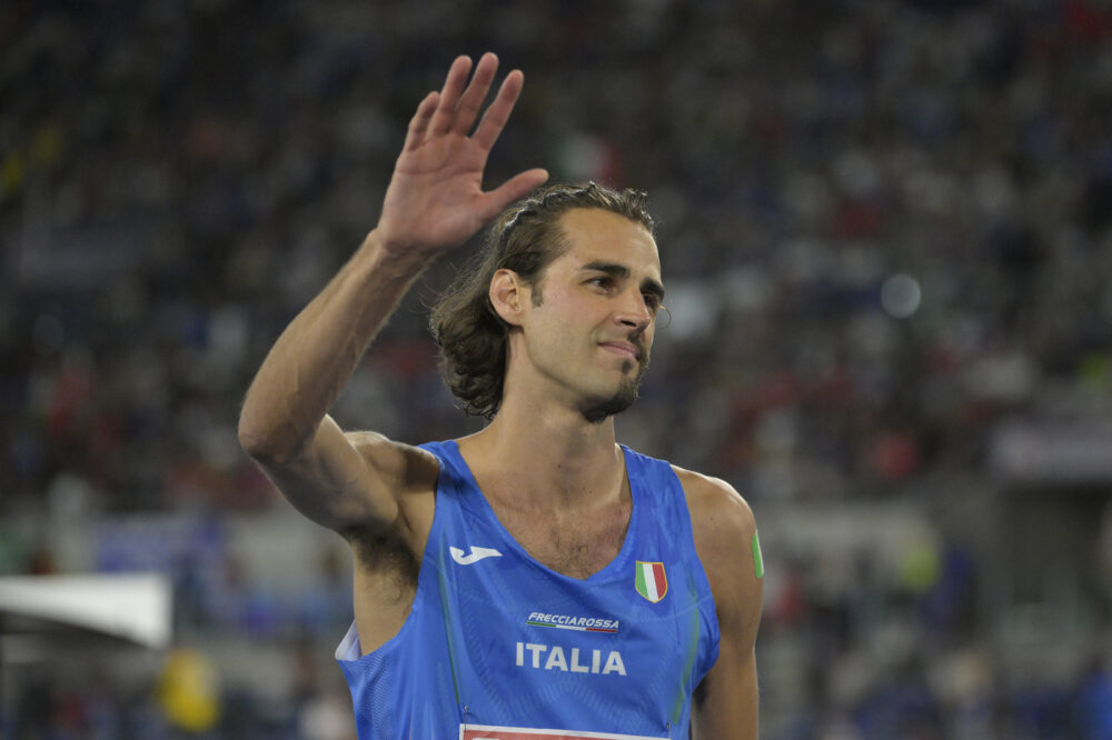 Atletica, Gianmarco Tamberi rinuncia alla gara di Ancona: si pensa alle Olimpiadi di Parigi