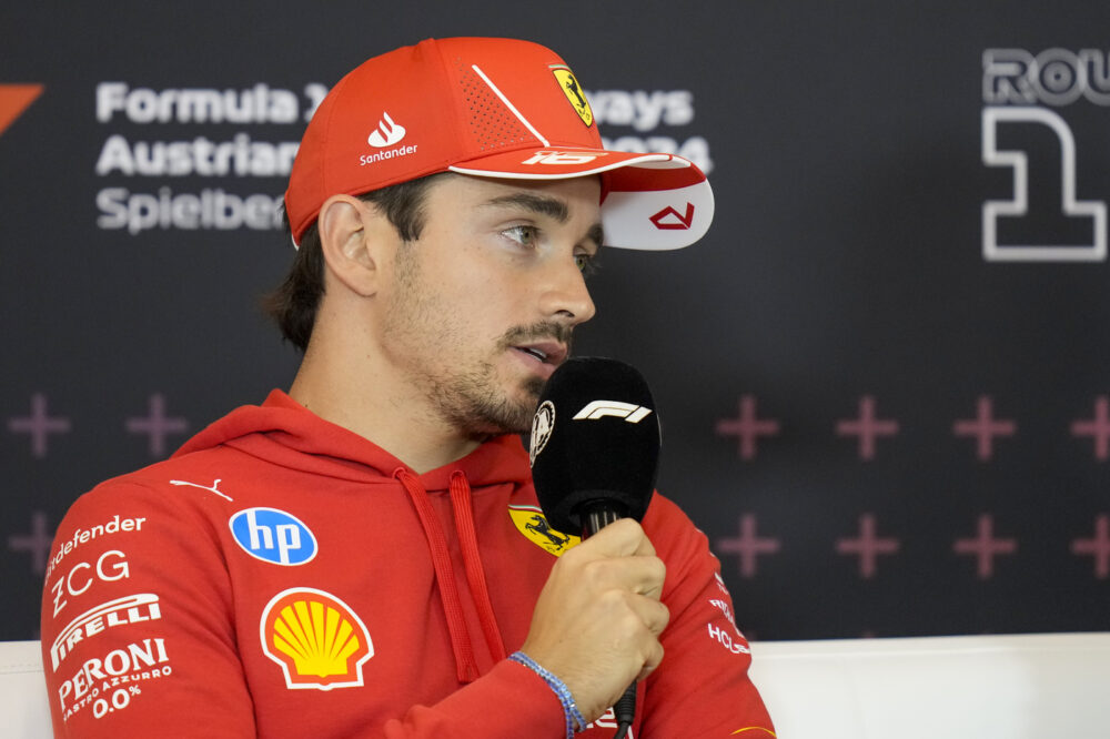 F1, Charles Leclerc amaro: “Perez poteva cercare di evitare il contatto, gara da dimenticare”