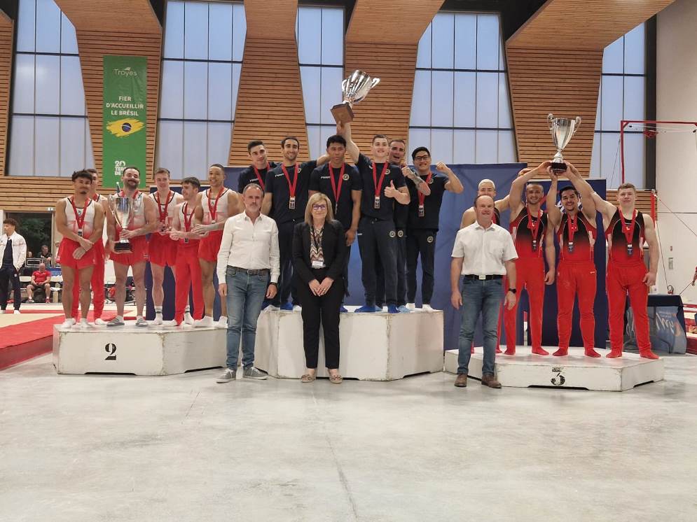 Ginnastica artistica, l’Italia vince il preolimpico a Troyes: Bartolini e compagni travolgono la Gran Bretagna