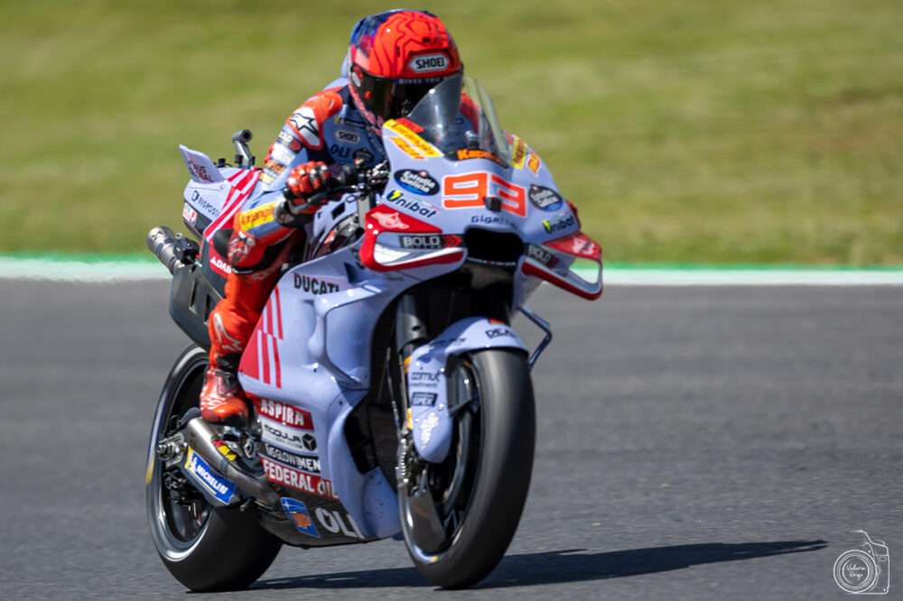 MotoGP, Marc Marquez sulla penalità: “Ho avuto problemi di pressione per tutta la gara, fatale il contatto con Bastianini”