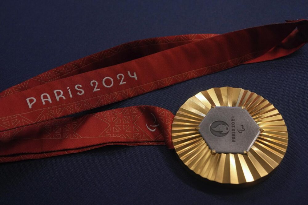 Orari finali Olimpiadi Parigi 2024: quali gare da medaglia, programma 30 luglio, guida TV Rai, Eurosport e Sky