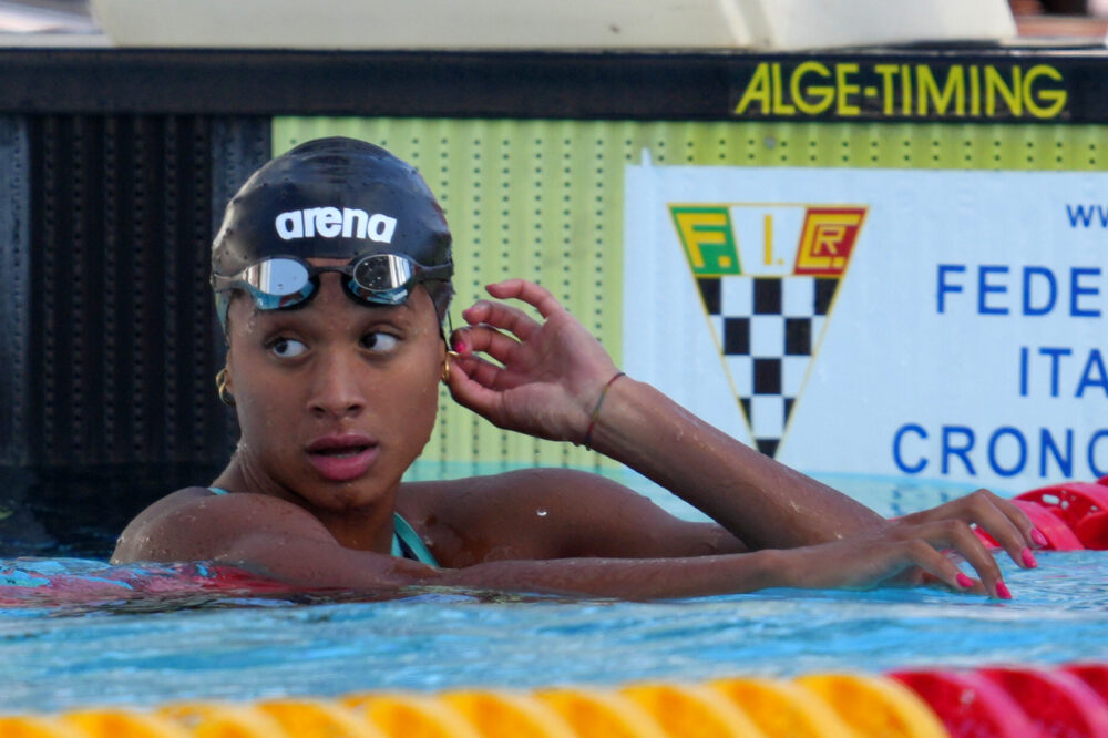 Nuoto 4×100 