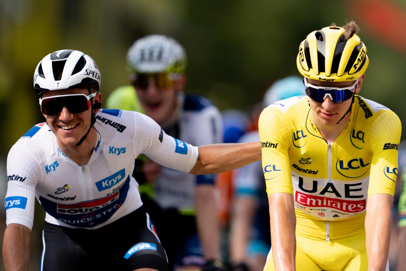 LIVE Tour de France 2024, tappa di oggi in DIRETTA: Vauquelin passa in testa su Bissegger, Kung in strada