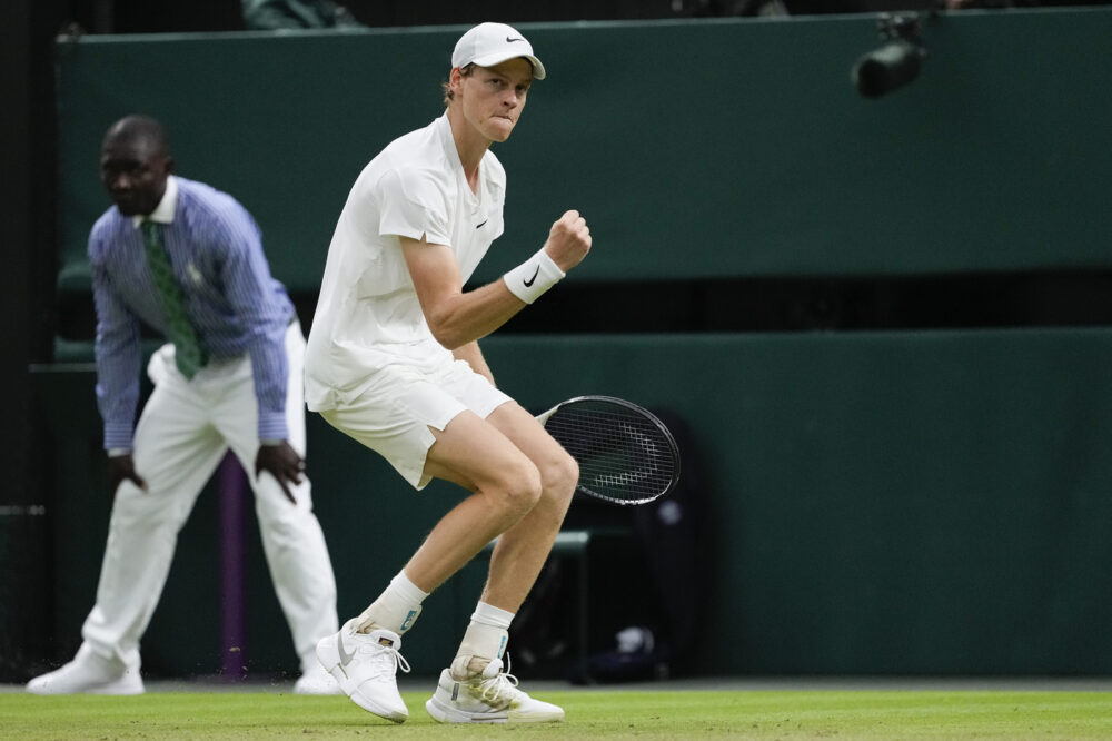 LIVE Sinner-Kecmanovic, Wimbledon 2024 in DIRETTA: Alcaraz fatica, si protrae l’attesa