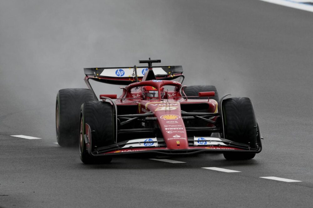 Il contentino del giro veloce per la Ferrari: Sainz strappa il punto di bonus