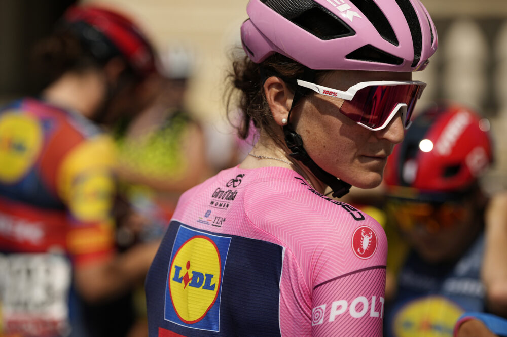 Giro d’Italia femminile, Elisa Longo Borghini: “Giornata calda, bisogna adattarsi alle condizioni”