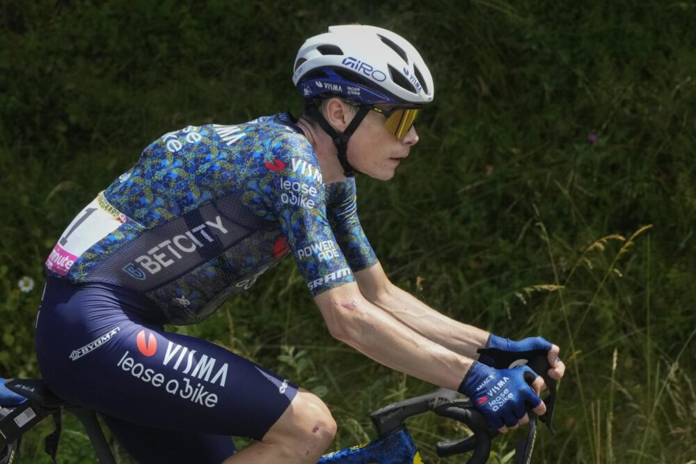Ordine d’arrivo Tour de France 2024, undicesima tappa: Vingegaard batte Pogacar allo sprint, quinto Ciccone