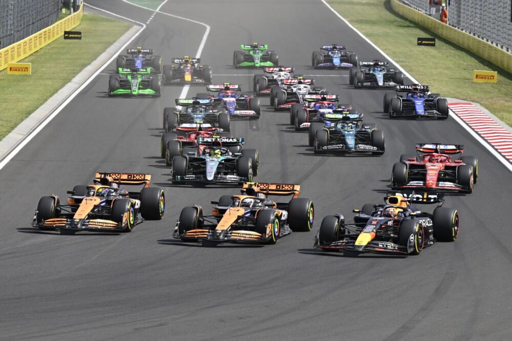 Ordine d’arrivo F1, GP Ungheria 2024: risultati e classifica gara. Doppietta McLaren, 4° Leclerc e 6° Sainz