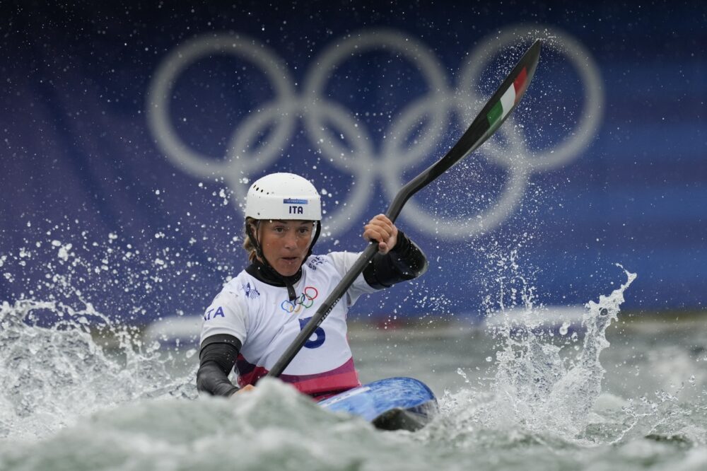 Canoa slalom, Stefanie Horn è settima nelle batterie ed approda in semifinale nel K1 alle Olimpiadi